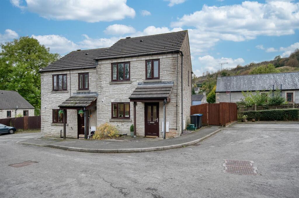 Main image of property: Hoptonwood Close, Middleton