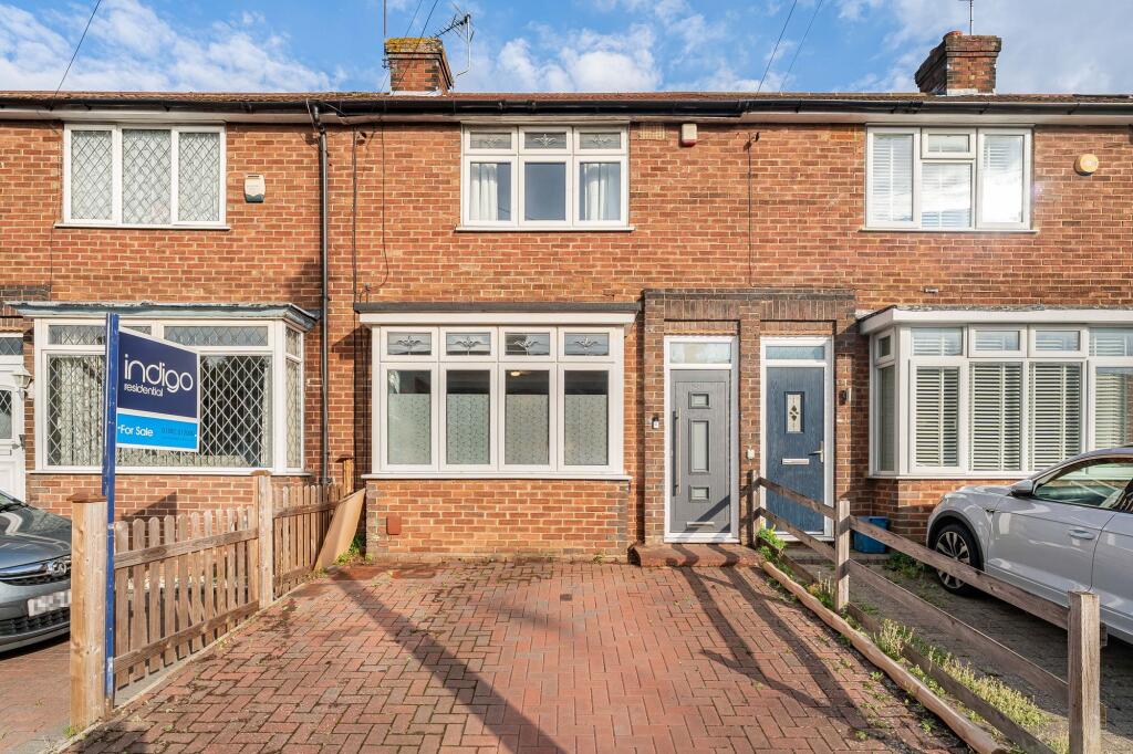 2-bed terraced on Stapleford Road, Luton, LU2, £310,000