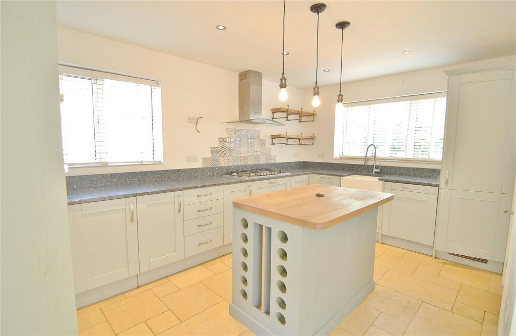 House in Stroud, Chalford - View 2