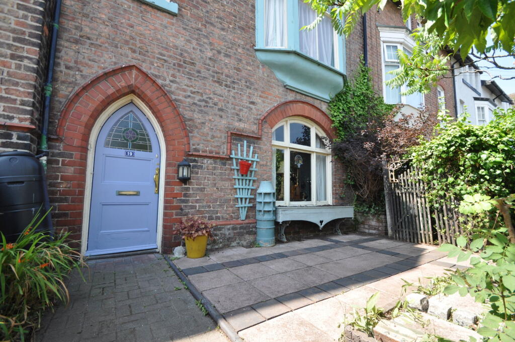House in Wirral, Liverpool City Region - More