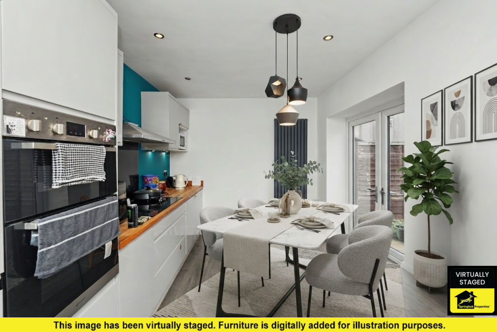 House in Bristol, Goosegreen, Frampton Cotterell - More