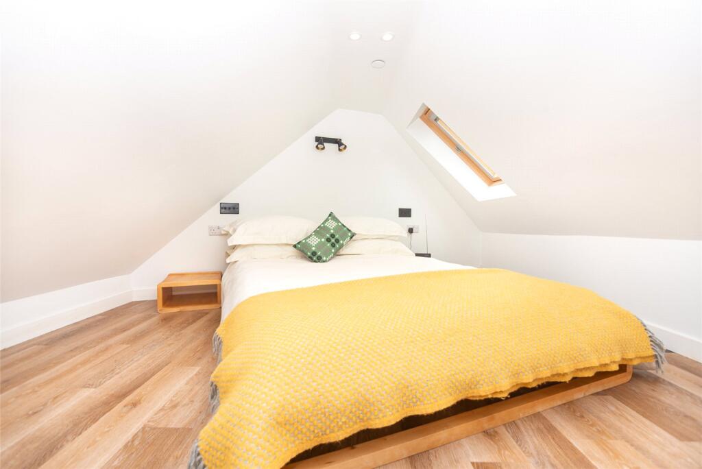 Beach Road, Cemaes Bay, Isle of Anglesey, LL67 photo 4