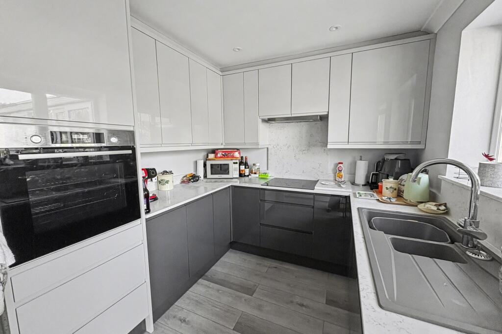 House in Verwood, Ebblake - More