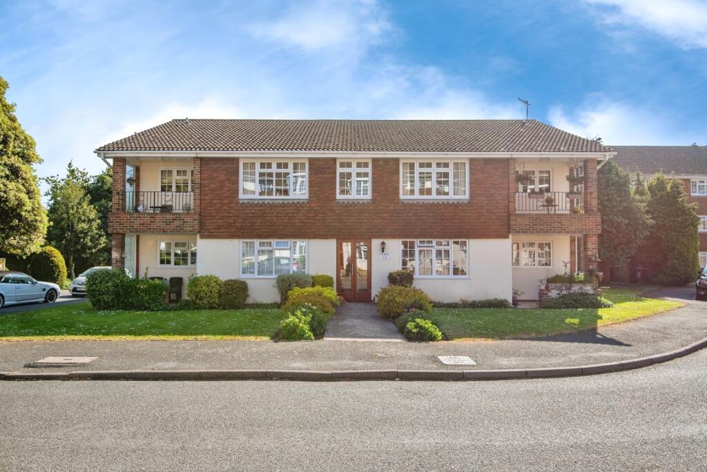 Main image of property: Lamorna Grove, WORTHING, West Sussex, BN14
