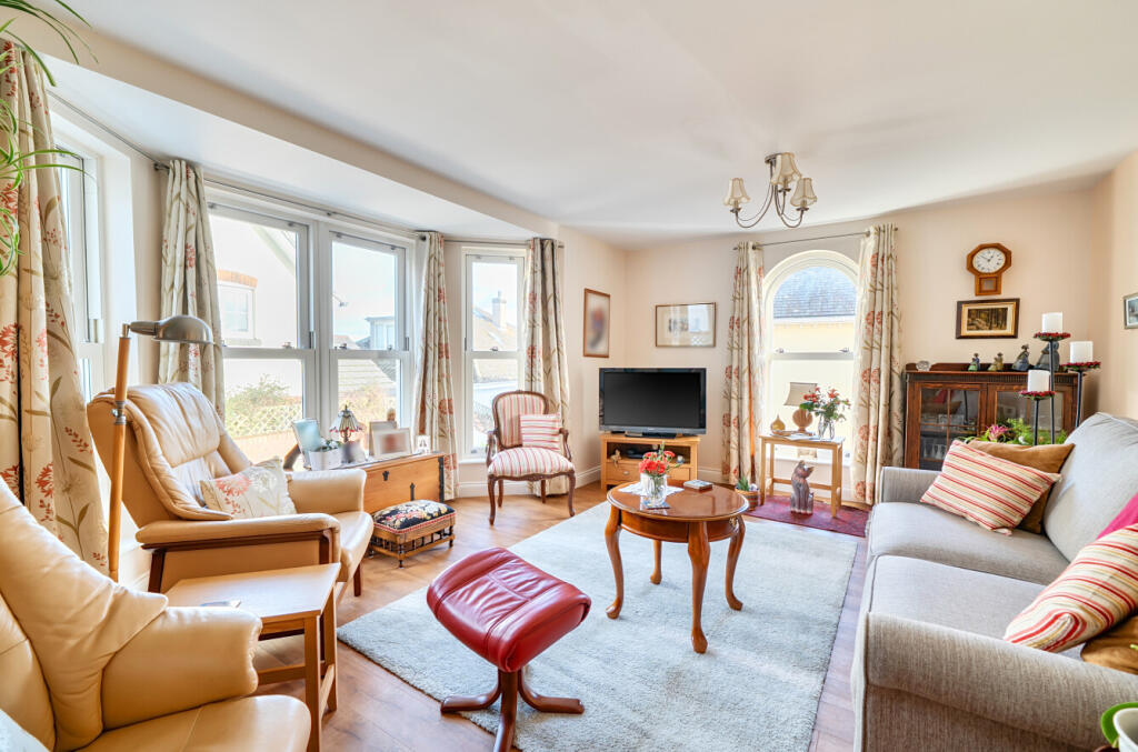 Main image of property: New Road, Teignmouth, Devon