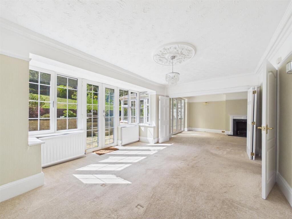 House in Coulsdon, Kenley - View 2