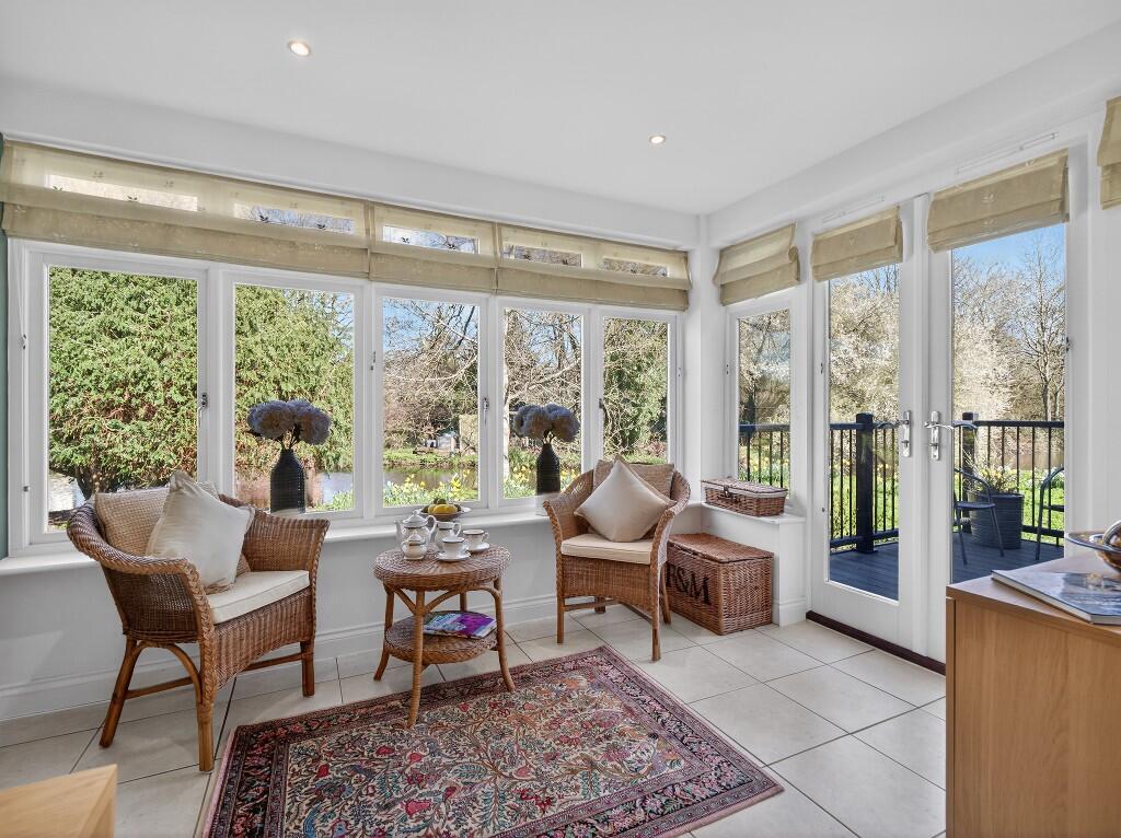 Riverside Living, King Edward Place, Wheathampstead, AL4 photo 3