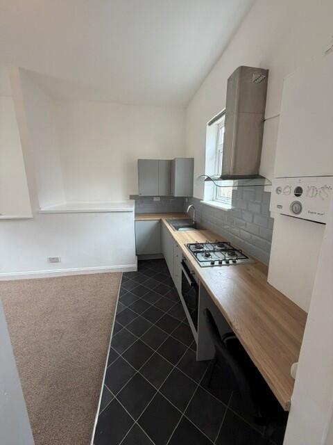 Apartment in North Tyneside, North East - More