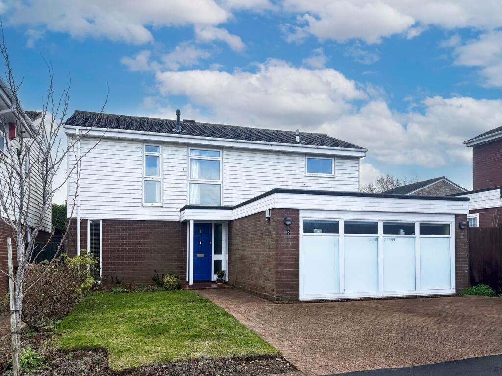 Main image of property: Blackmore, Letchworth Garden City, SG6