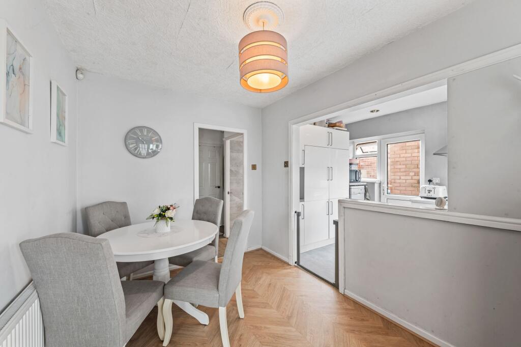 House in Frodsham, Bradley - More