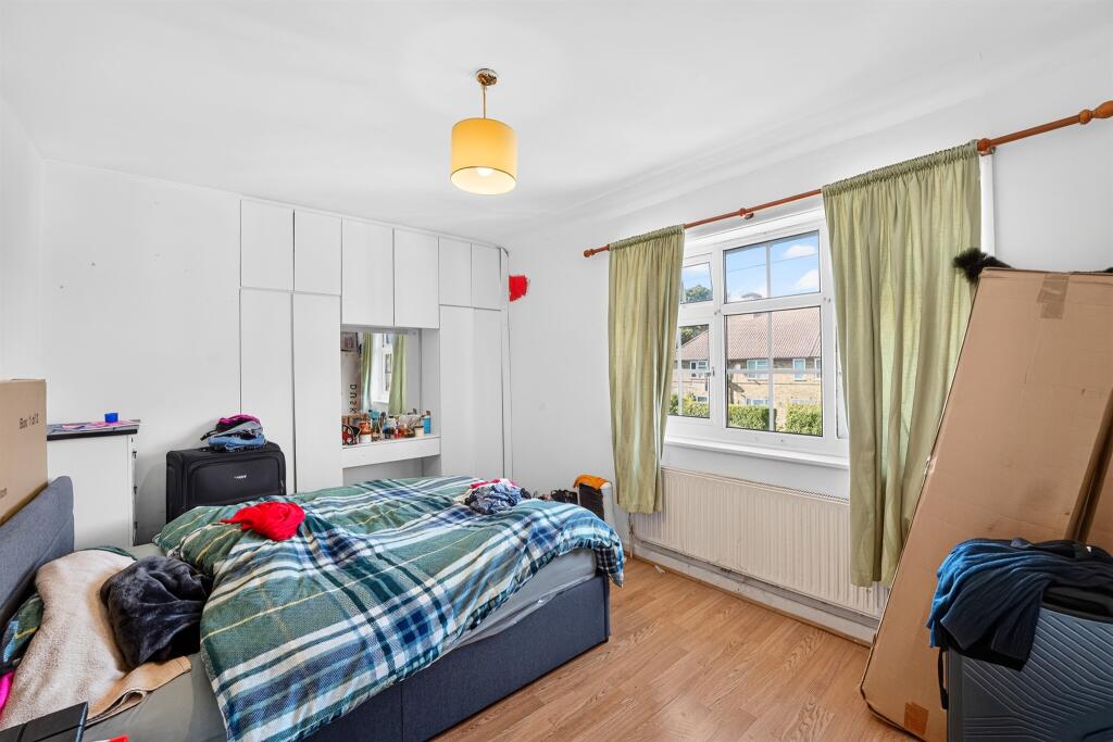 House in London, Morden - View 5