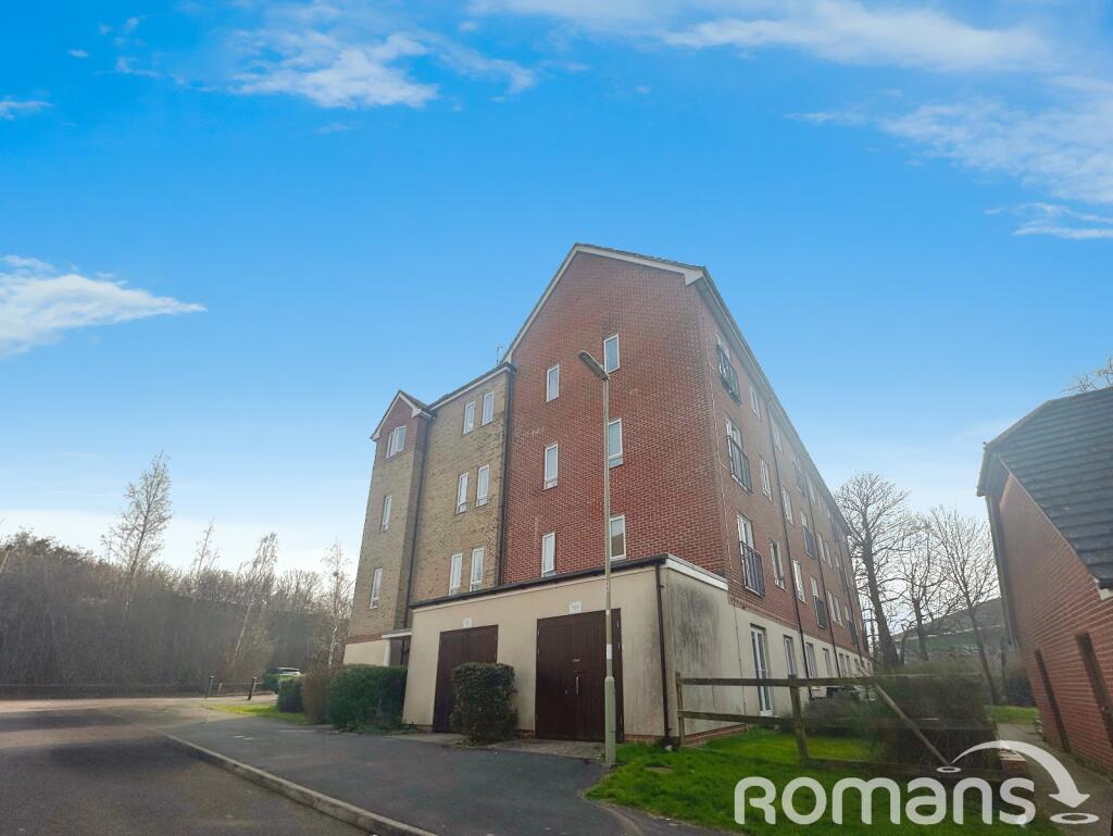 Main image of property: Skippetts Gardens, Basingstoke, Hampshire