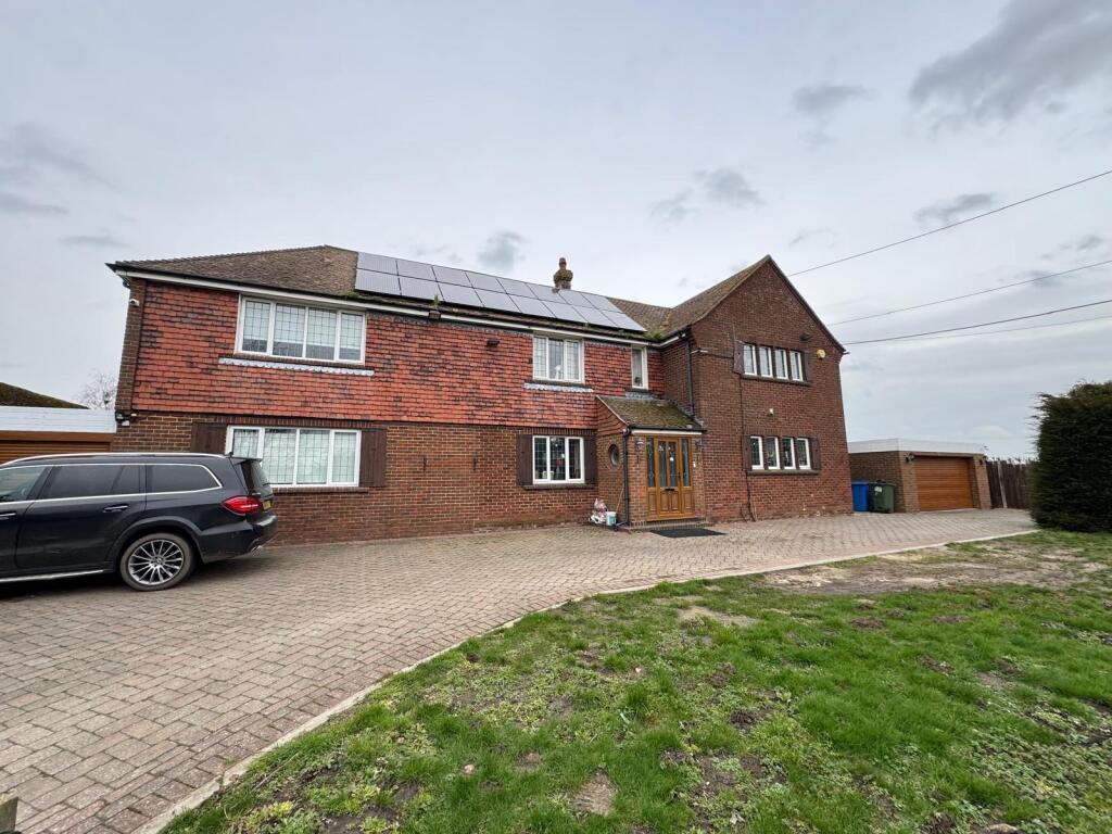 Main image of property: Holly Rise, Conyer Road, Teynham, Kent