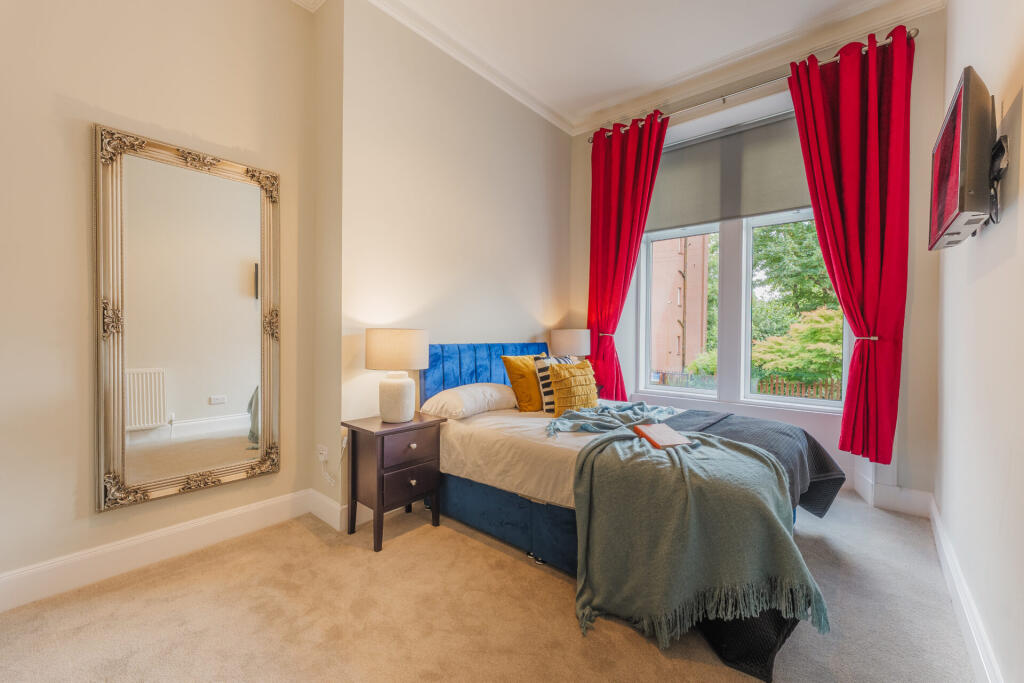 Apartment in Glasgow - More