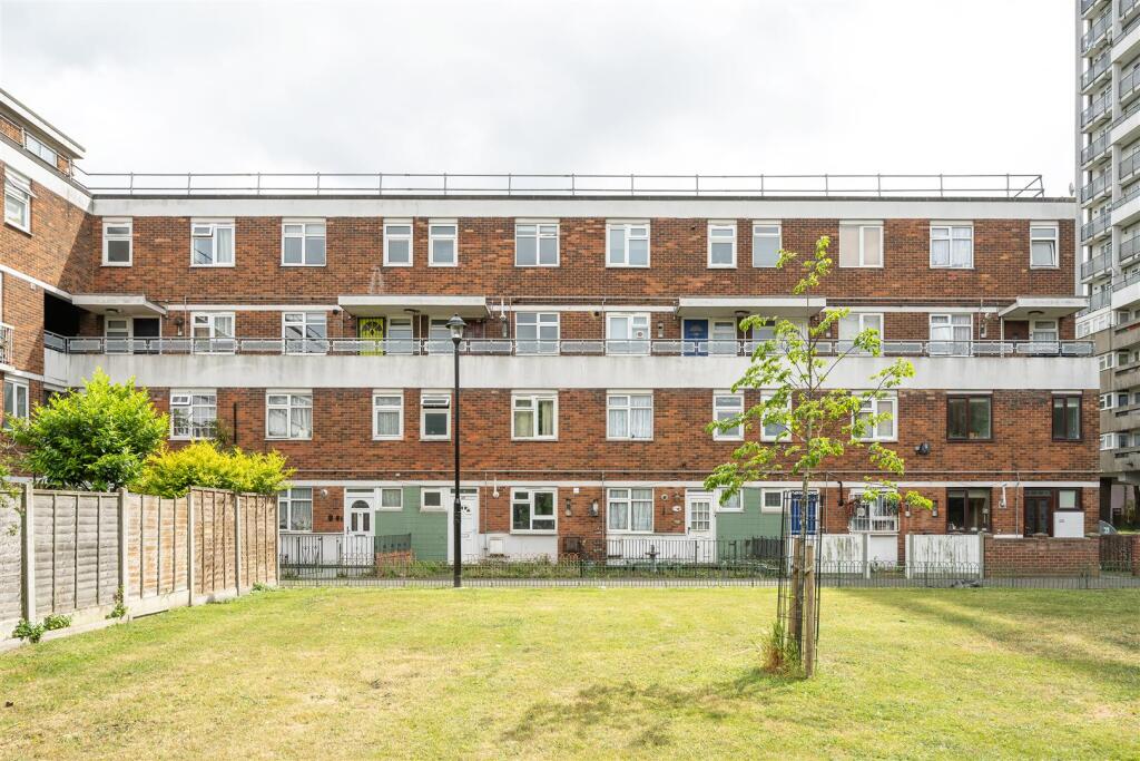 Main image of property: Weymouth Terrace, London