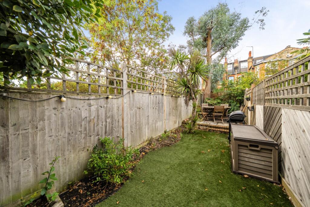 Apartment in London, Hornsey - View 2