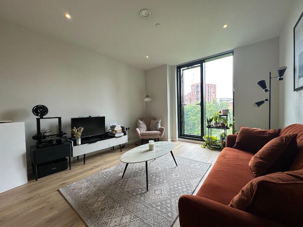 Apartment in Manchester - View 5