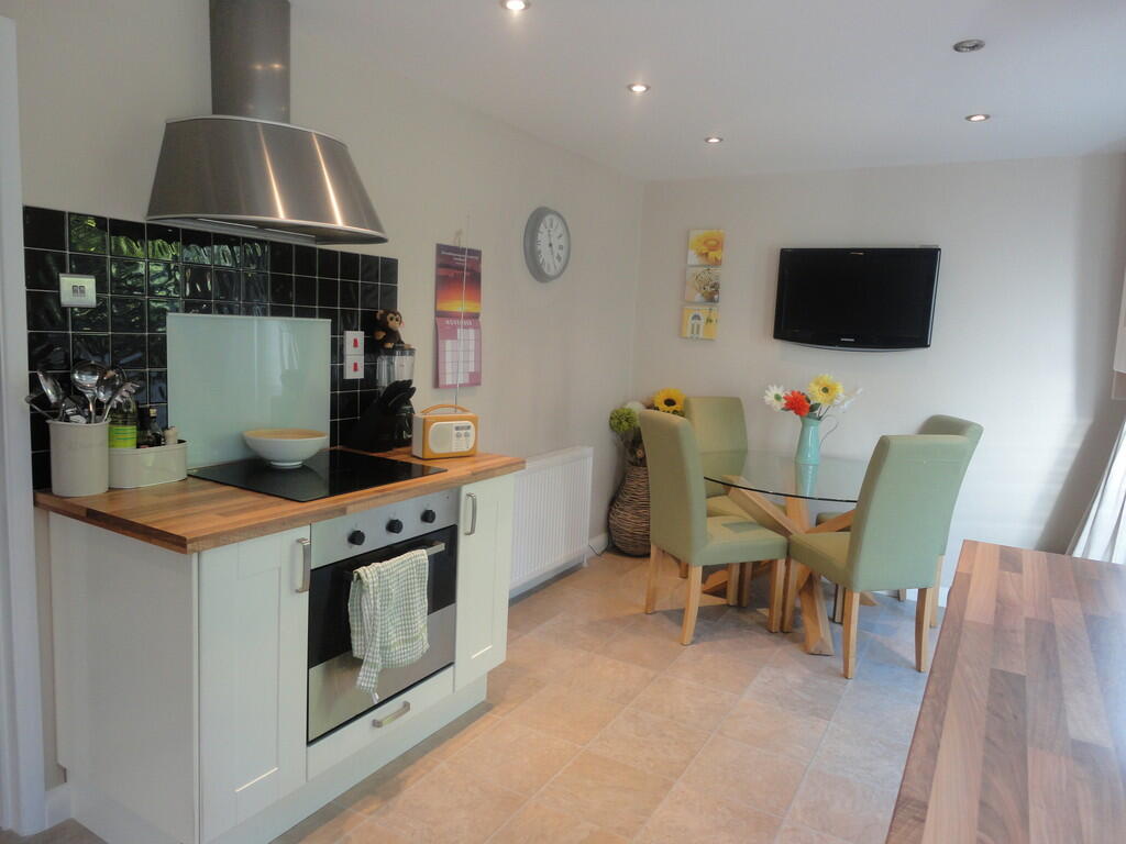 House in Northampton, West Northamptonshire - View 3