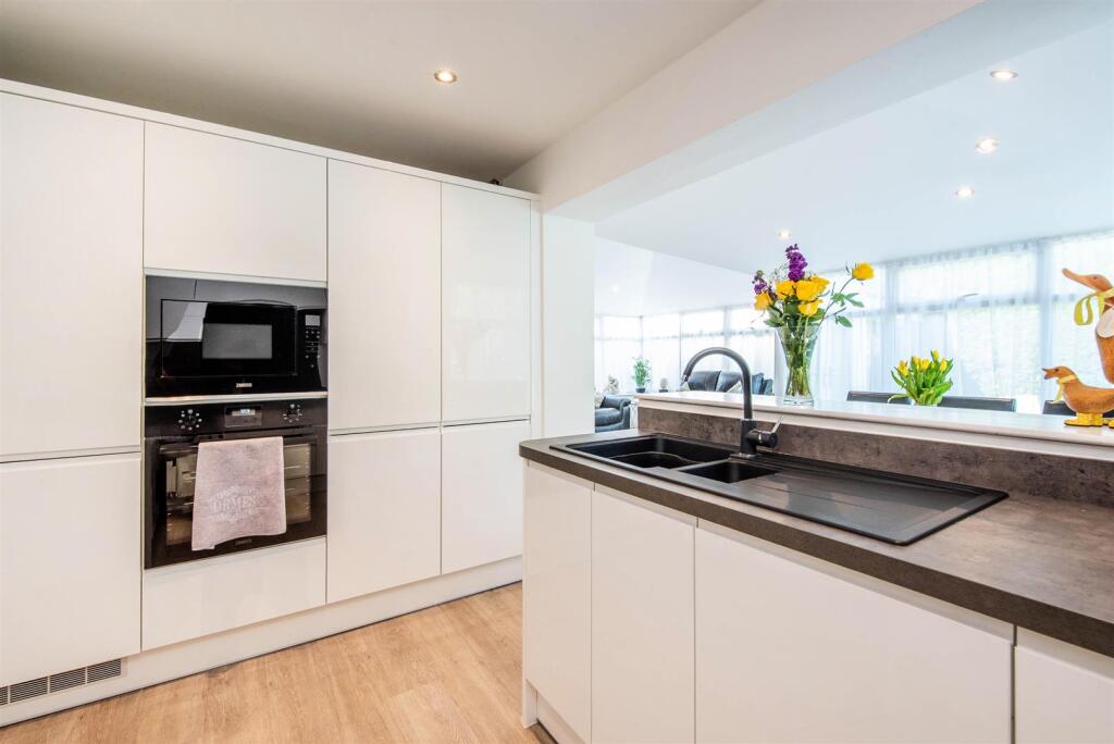 House in South Ribble, Turpin Green, Leyland - View 3