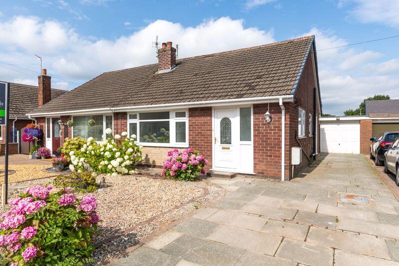 Main image of property: Neargates, Charnock Richard, PR7 5EY