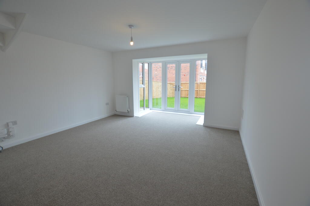 House in Wakefield - View 4