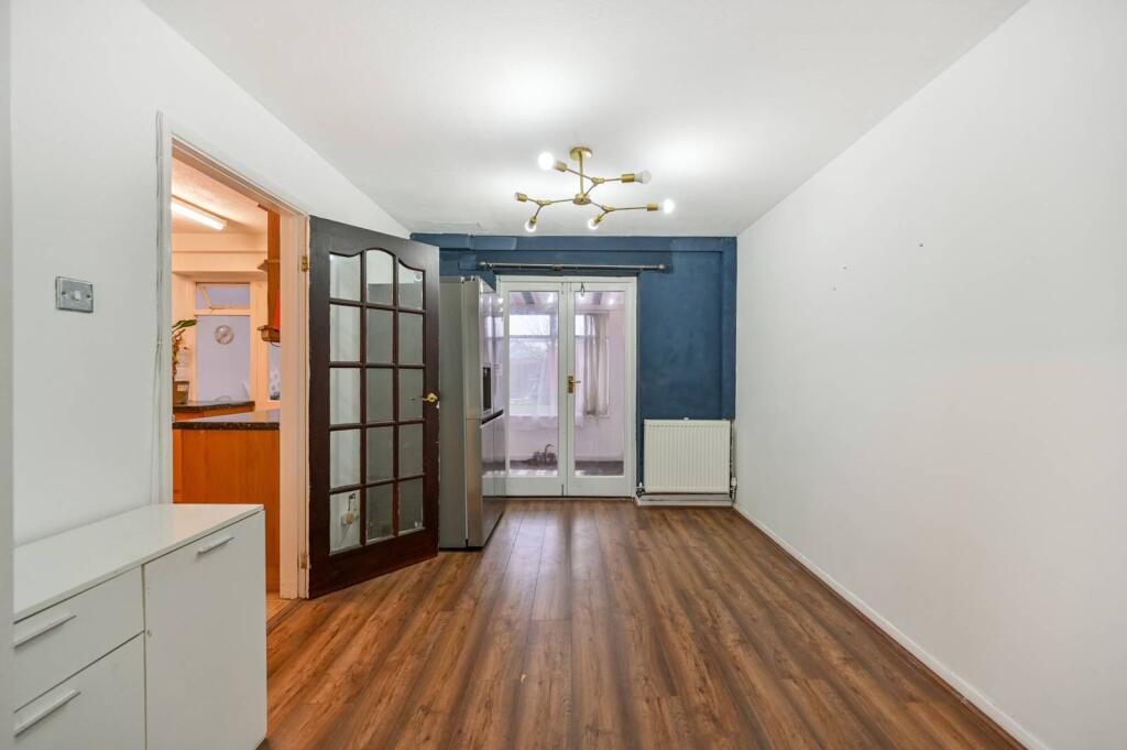 Main image of property: Tockley Road, Berkshire, Slough, SL1