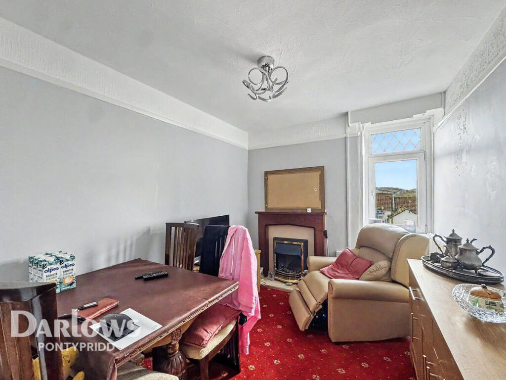 Mary Street, Pontypridd photo 5