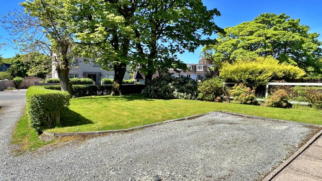 Castleview, Matheson Road, Stornoway, Na H-eileanan An Iar - View 3