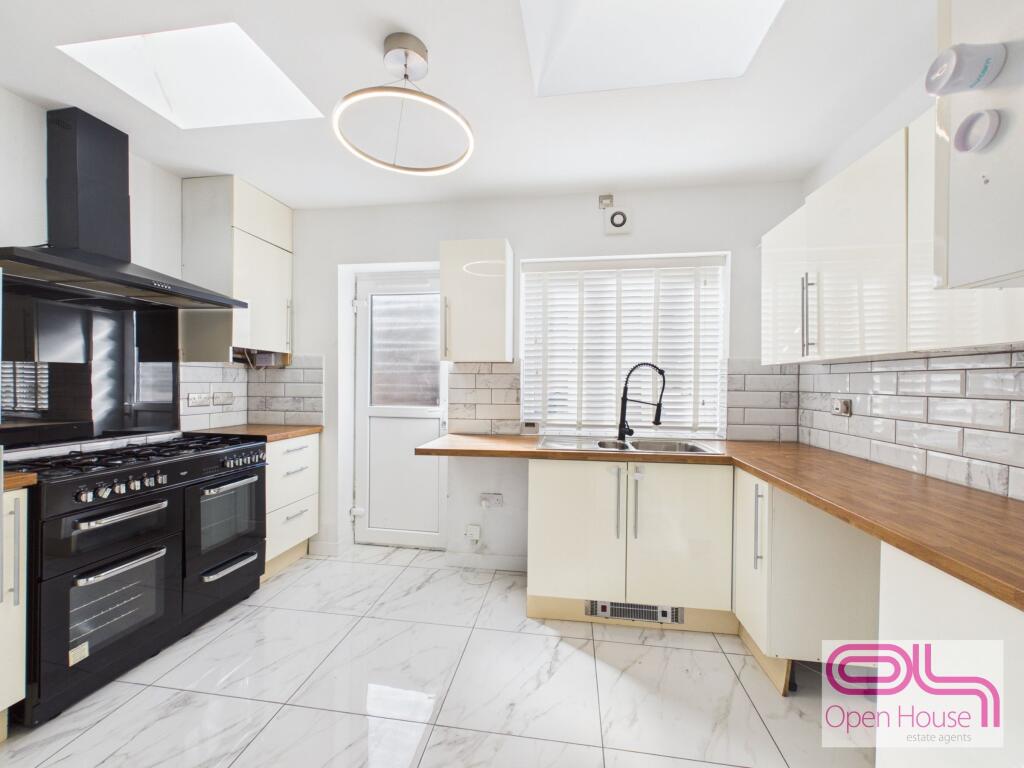 House in Blackburn - View 3