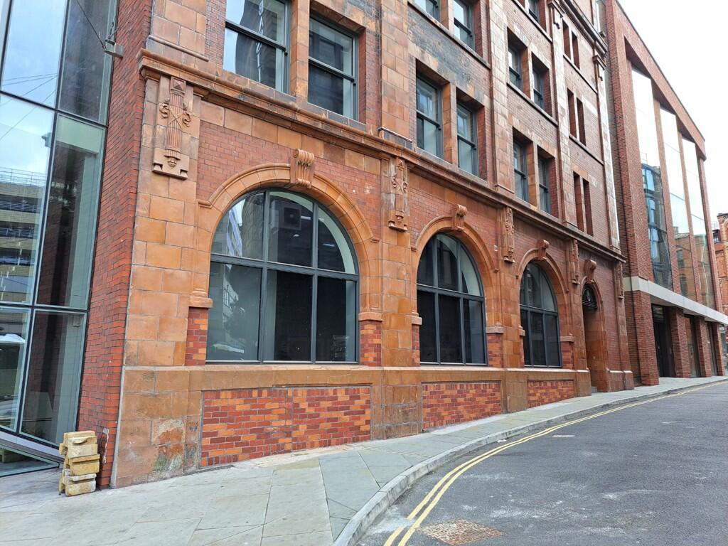 Photo 3