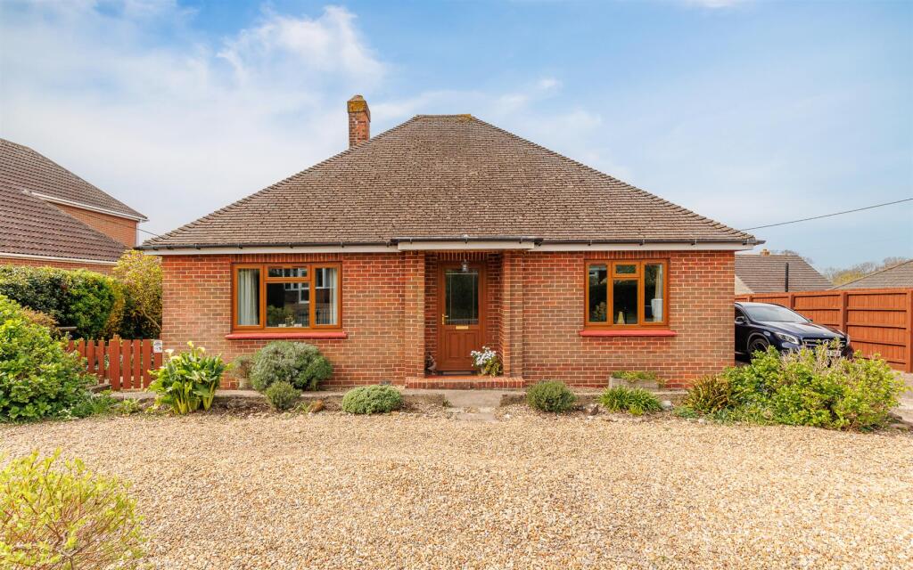 Main image of property: DETACHED SPACIOUS BUNGALOW - Wyatts Lane, Cowes