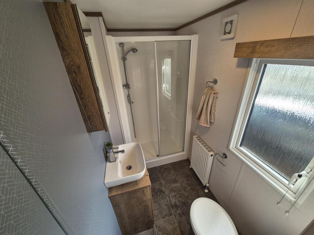Carnaby Oakdale Cl 2024, Riverside Holiday Park, Banks, Southport, Lancashire, PR9 8DF - View 5