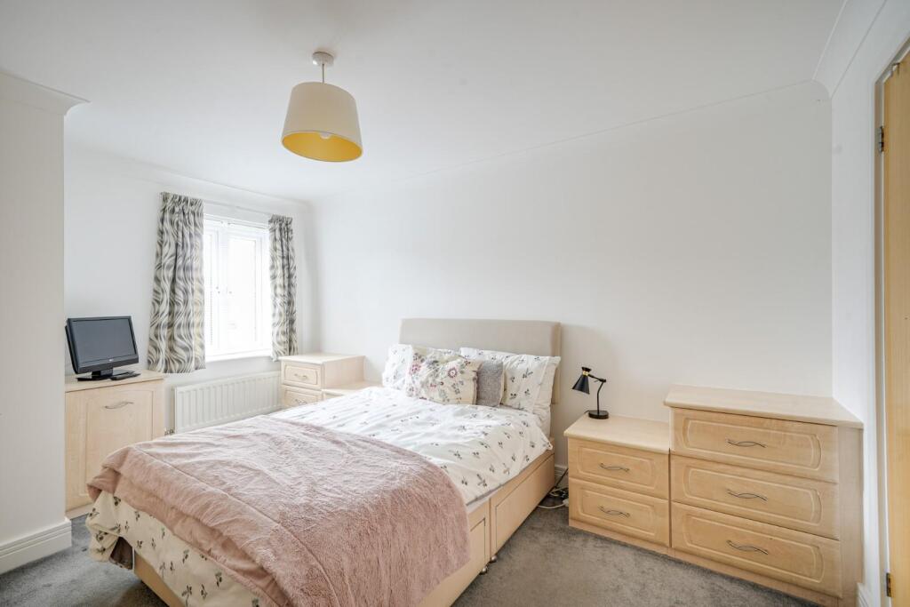 Apartment in Leighton Buzzard, Leighton-Linslade - View 4