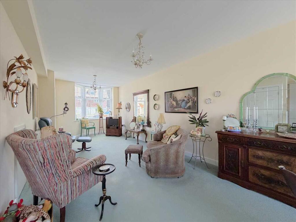 House in York - View 3