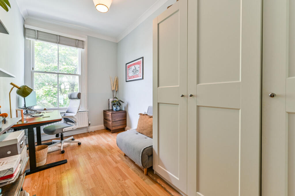 Apartment in London, Highbury - View 5