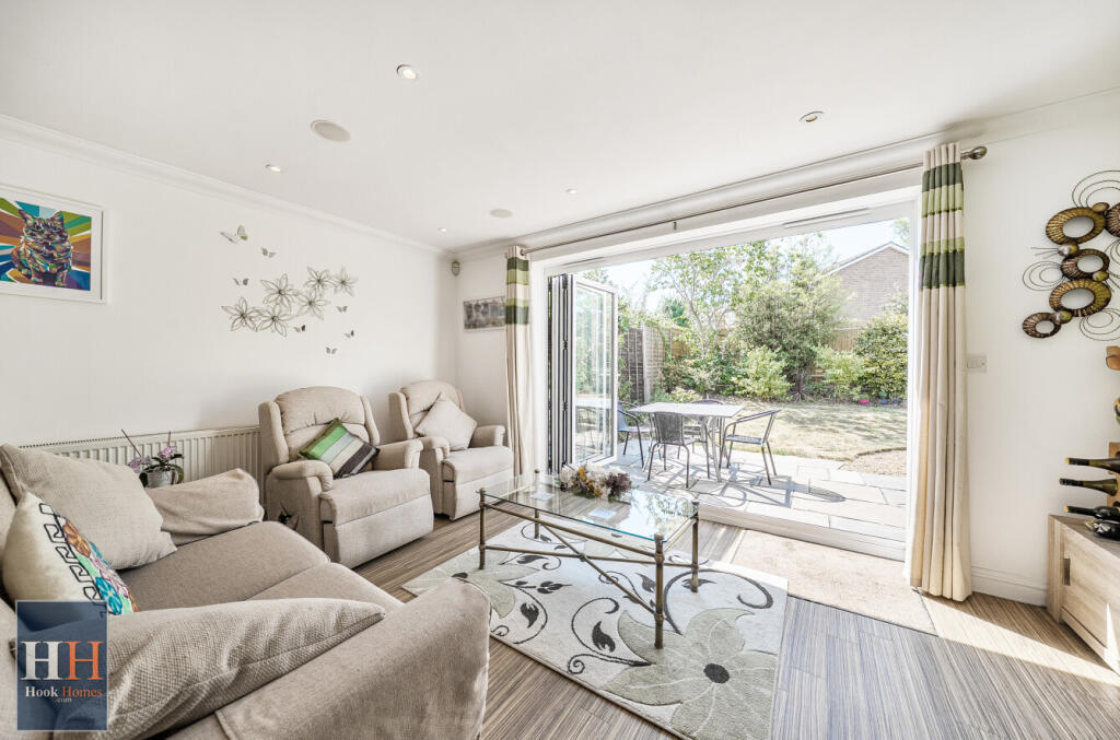 Beechcrest View, Hook - View 4