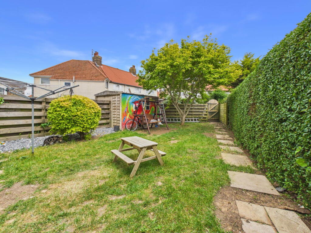 Angola Road, Worthing, BN14 8DT - View 2