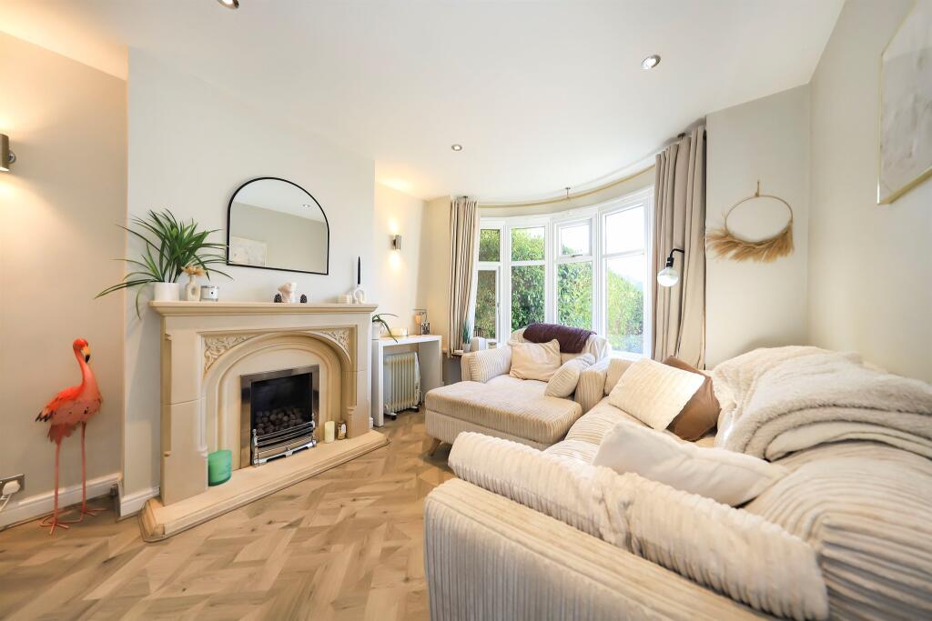 House in Wolverhampton, Wood End - View 3