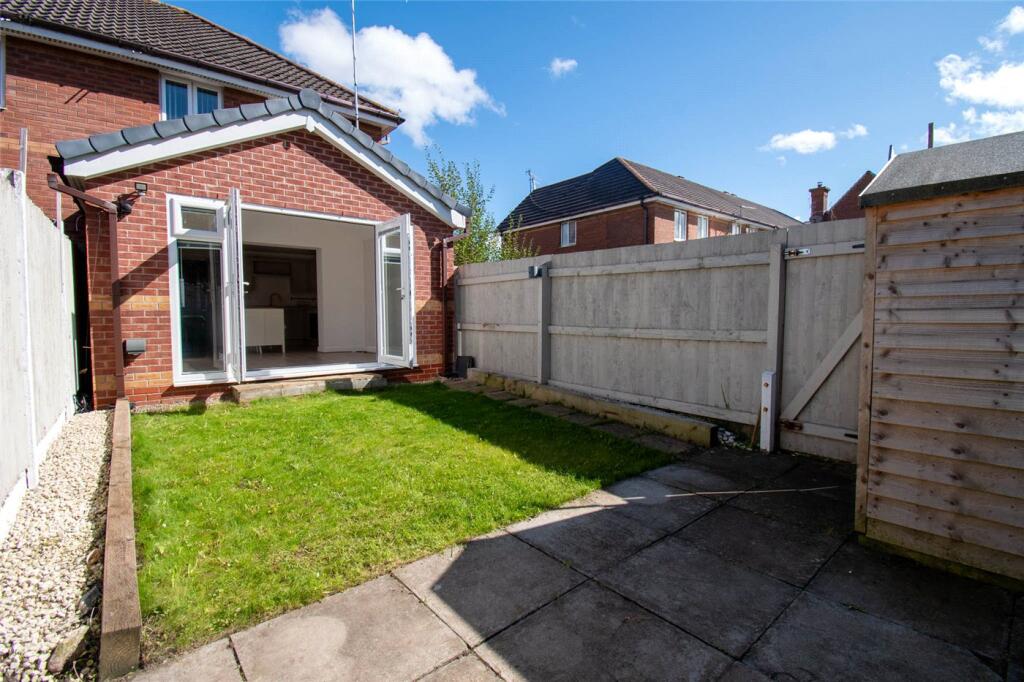 Hampton Chase, Prenton, Wirral photo 4