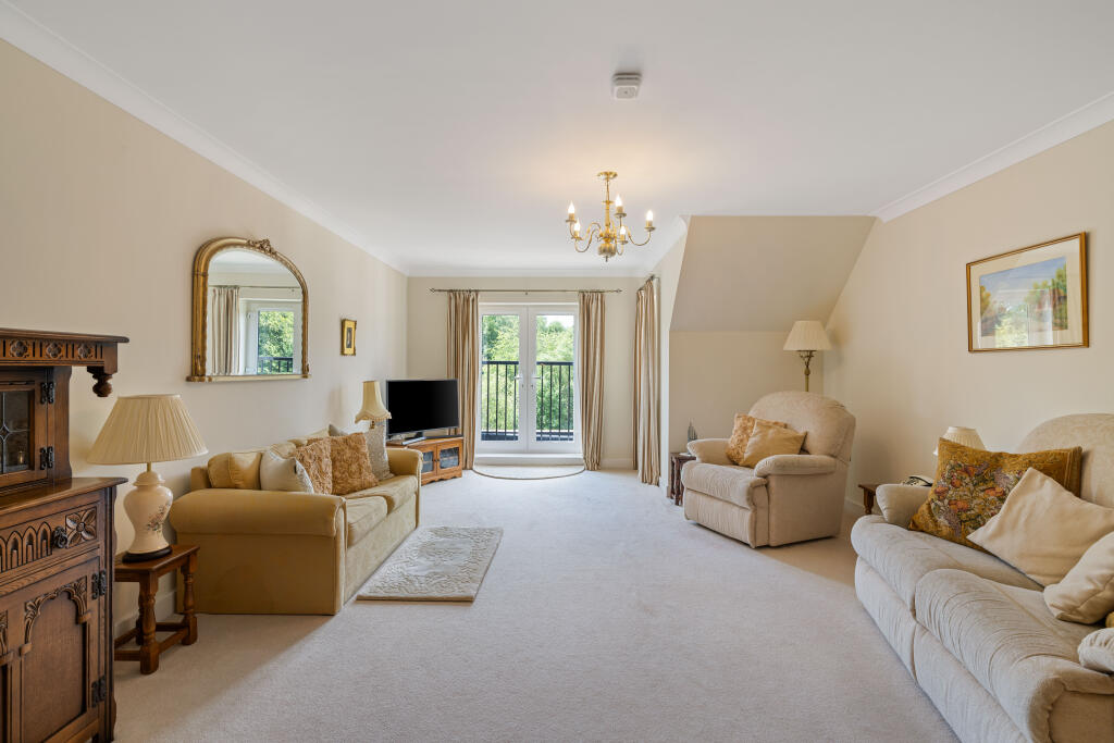 Cavendish House, Bramshott Place, Liphook, Hampshire, GU30 photo 2