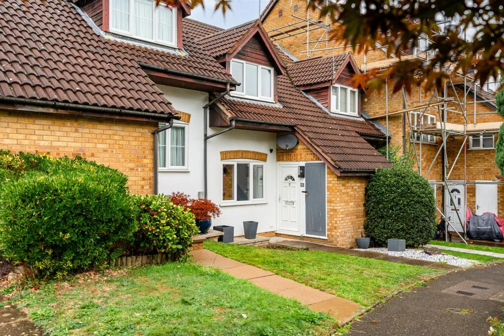 Main image of property: Woodstock, Knebworth