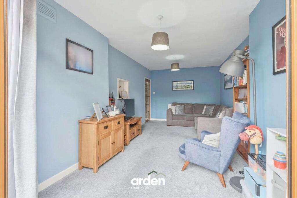 Beech Farm Croft, Birmingham, B31 photo 4