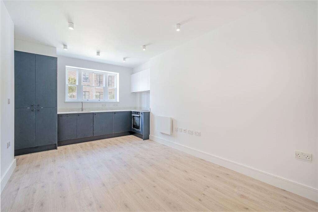 Main image of property: Mitcham Lane, Streatham, SW16