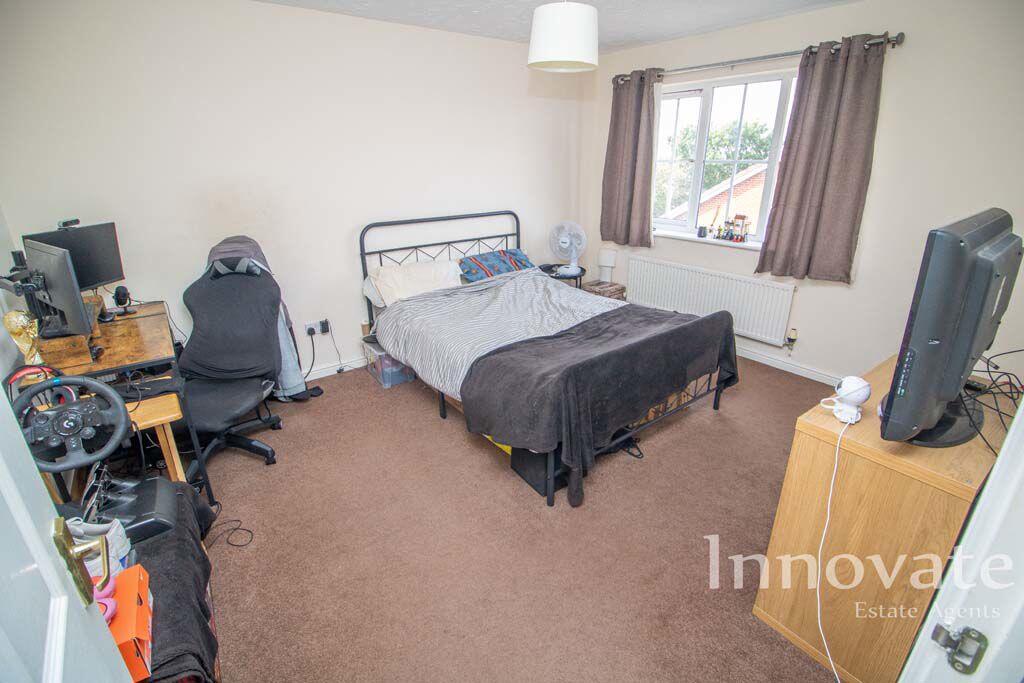 House in Sandwell, West Midlands - More
