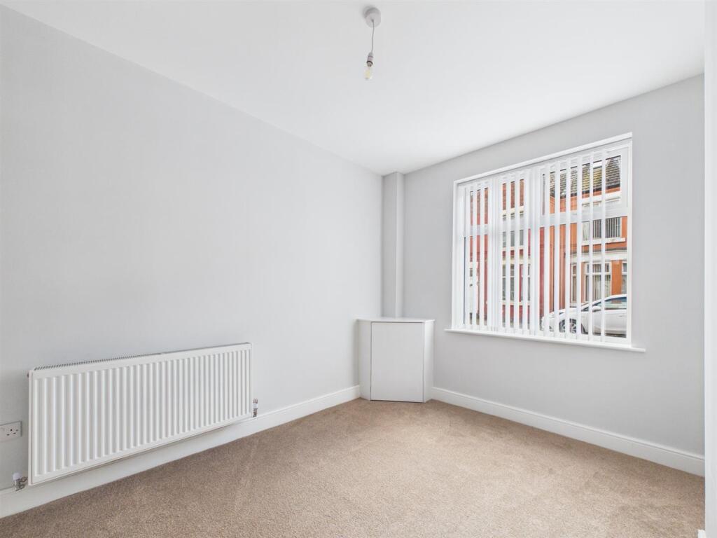 House in Wallasey, Poulton - View 5