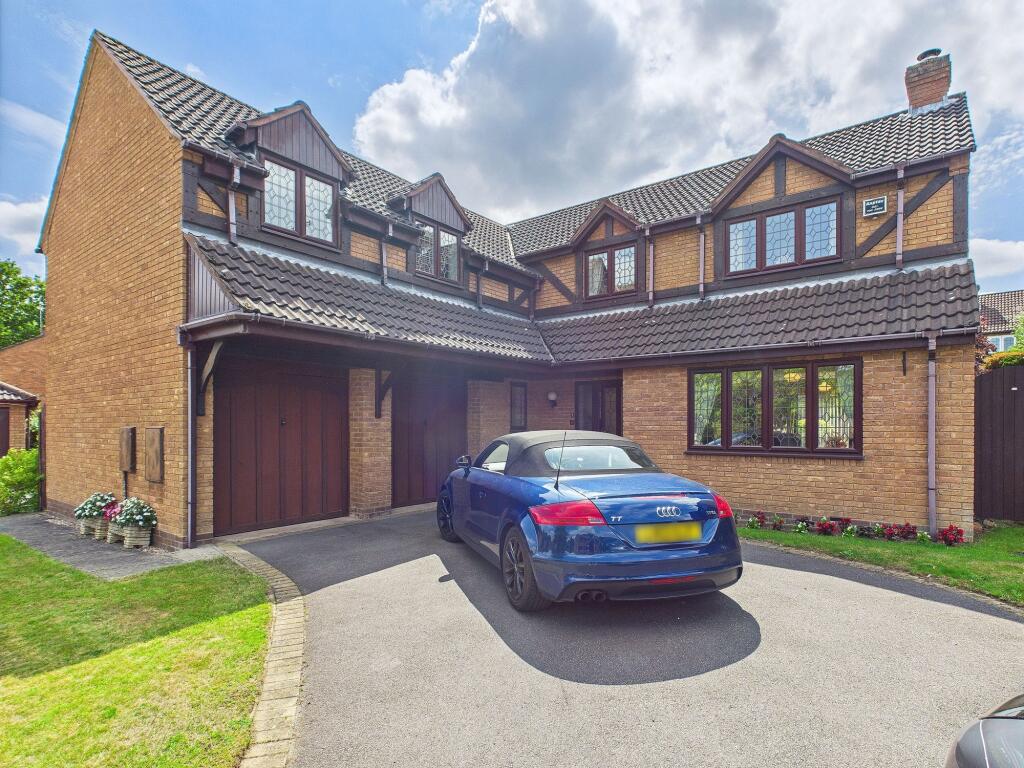 Main image of property: Cotheridge Close, Shirley, Solihull, B90