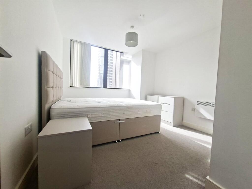 Apartment in Birmingham, Edgbaston - More