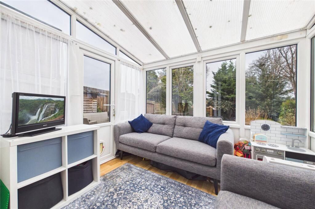 Brooksby Road, Tilehurst, Reading, Berkshire, RG31 – další