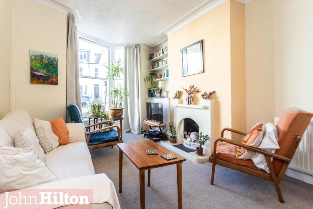 House in Brighton - More