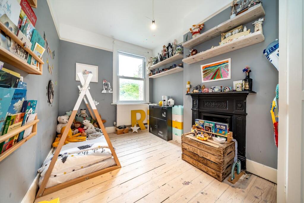 House in London - More
